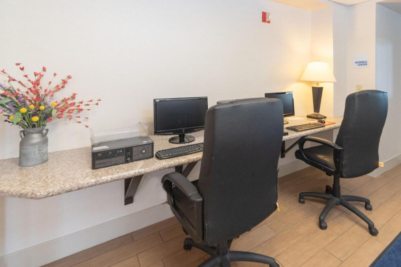 Holiday Inn Express Houghton-Keweenaw By Ihg Εξωτερικό φωτογραφία