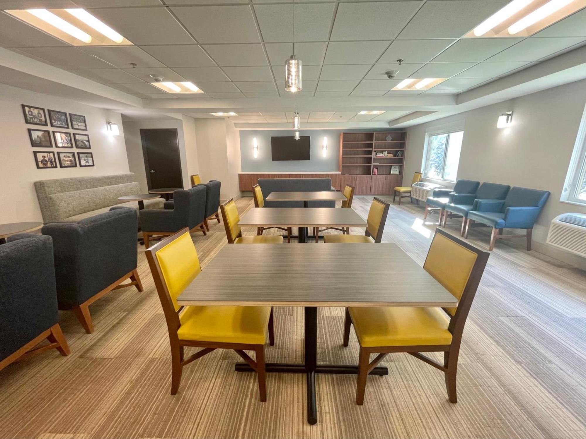 Holiday Inn Express Houghton-Keweenaw By Ihg Εξωτερικό φωτογραφία