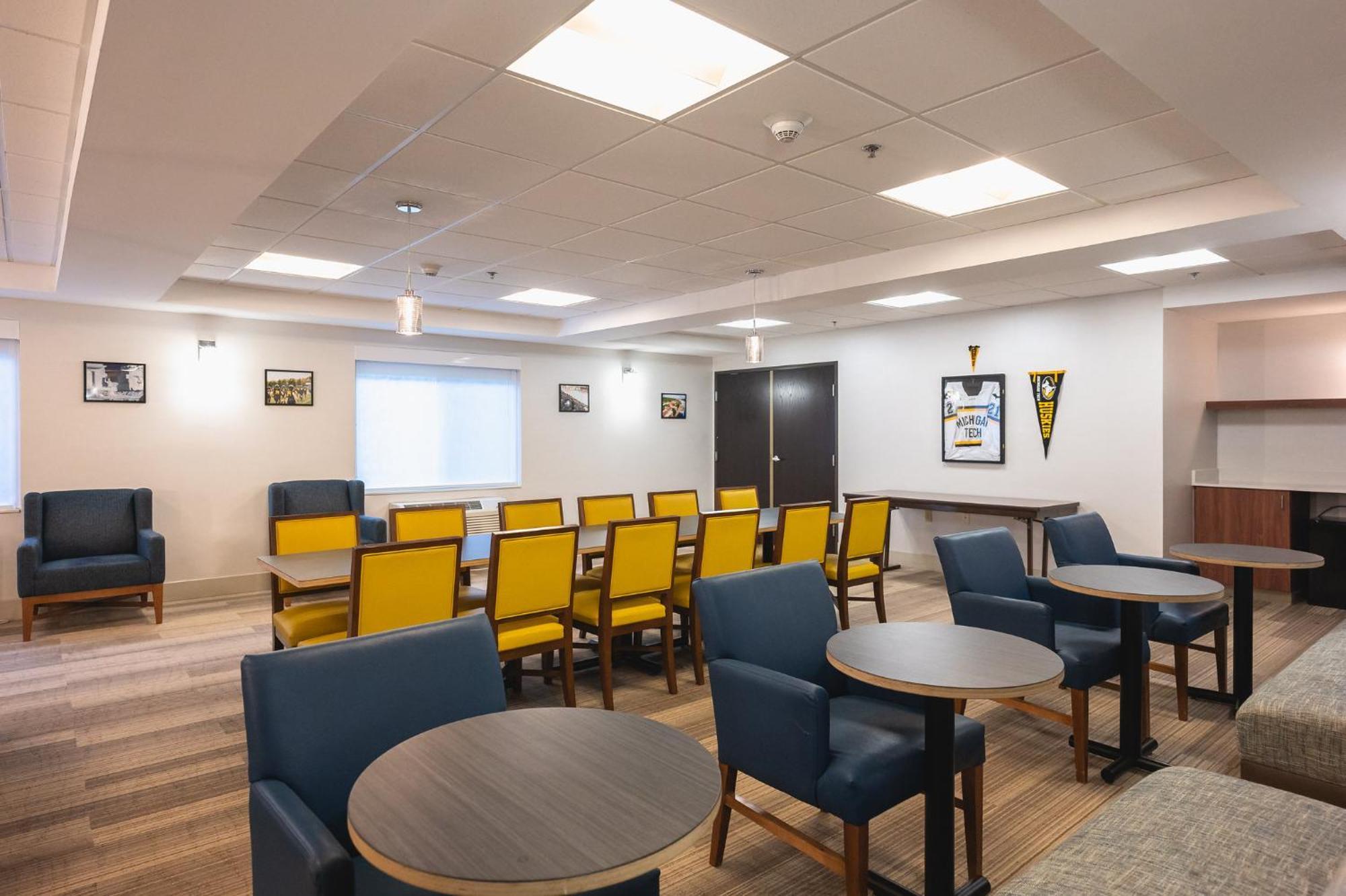 Holiday Inn Express Houghton-Keweenaw By Ihg Εξωτερικό φωτογραφία