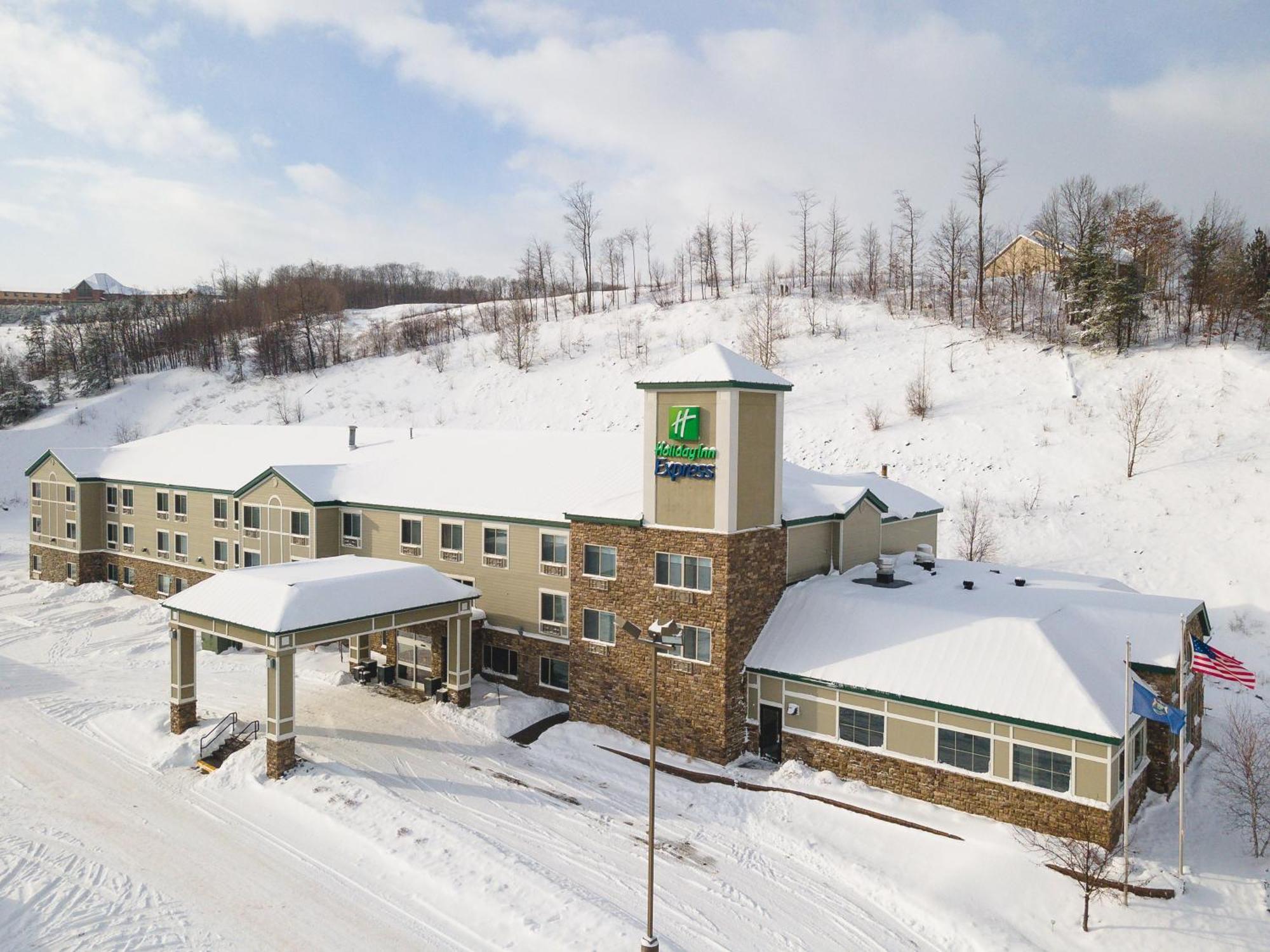 Holiday Inn Express Houghton-Keweenaw By Ihg Εξωτερικό φωτογραφία